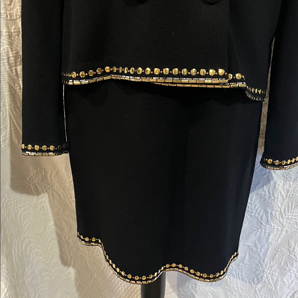 St. John Evening Black Skirt Set with Gold Accents,‎ size 10 - Picture 7 of 16
